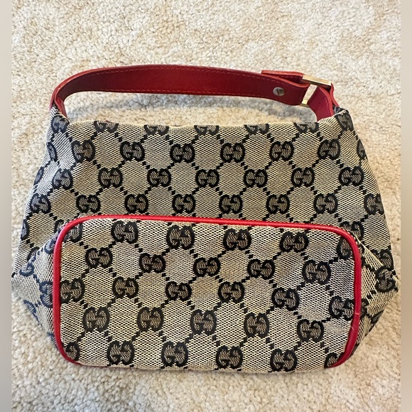 GUCCI GG Canvas Pochette Authentic - Picture 8 of 16